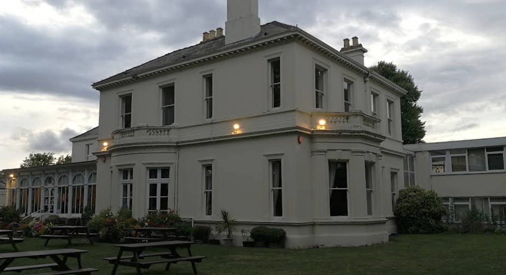 Farmers Club (Alley 2)