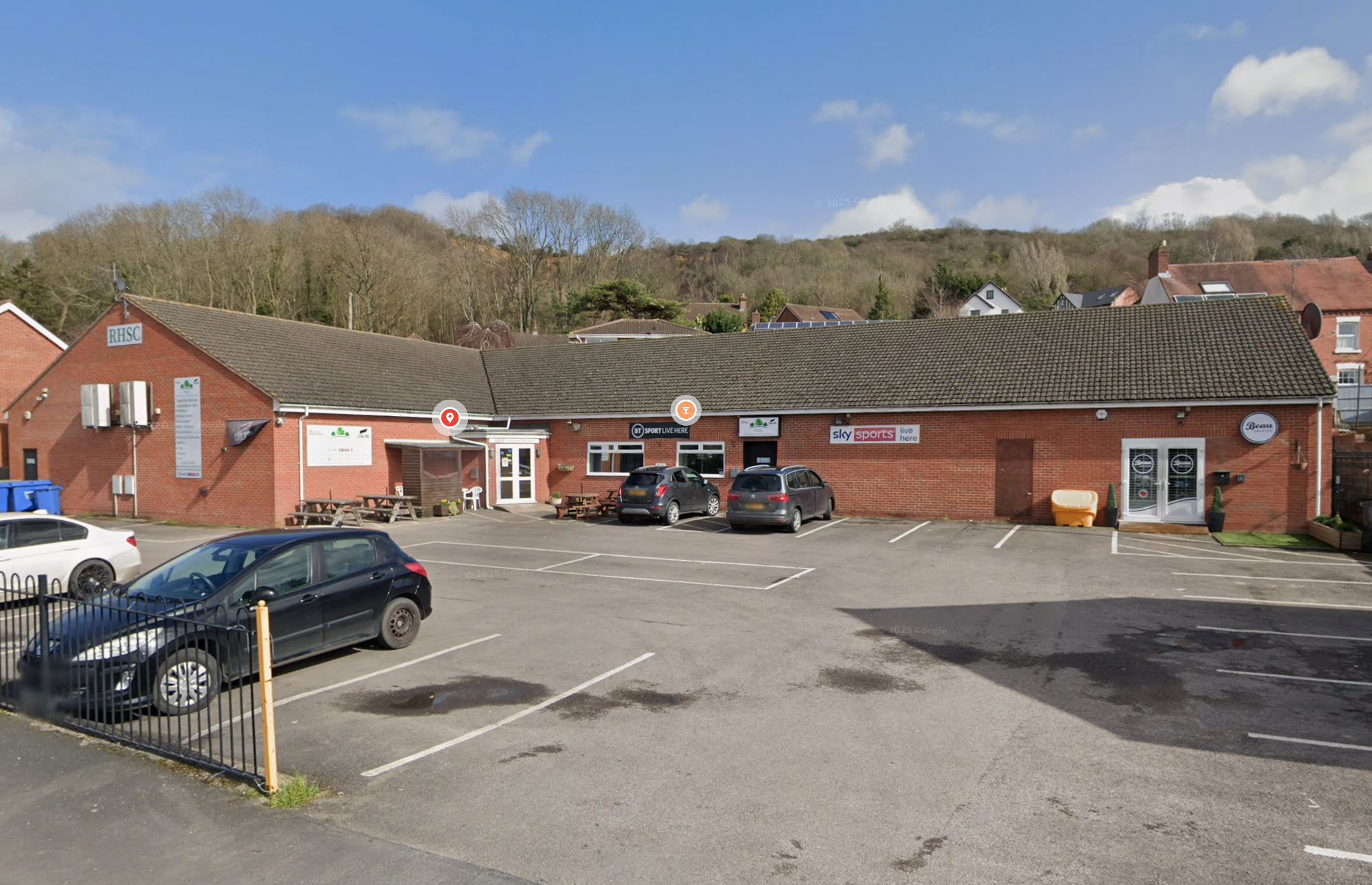 Robinswood Hill Social Club (Alley 2)